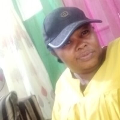 Profile picture of Tinaa