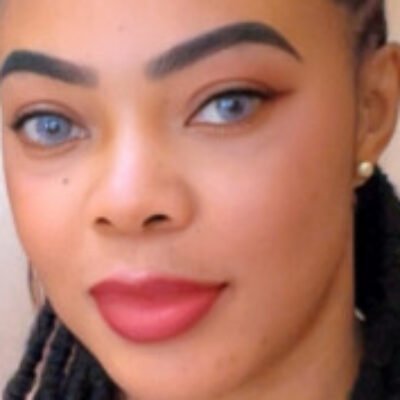 Profile picture of Sharon