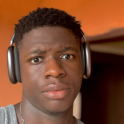 Profile picture of Simon