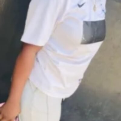 Profile picture of Favour cy