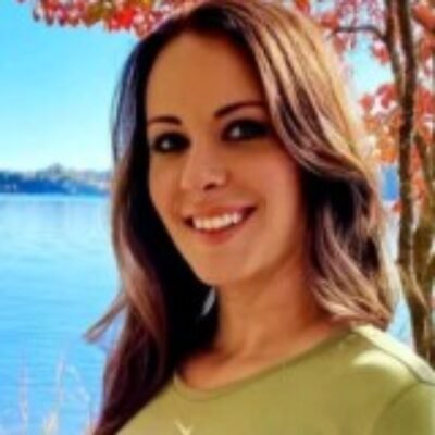 Profile picture of Sarah Hayes