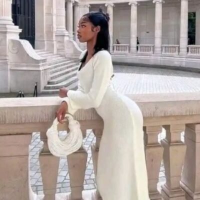 Profile picture of Apple