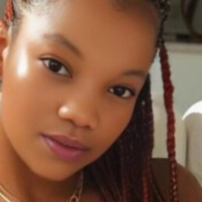 Profile picture of Esi