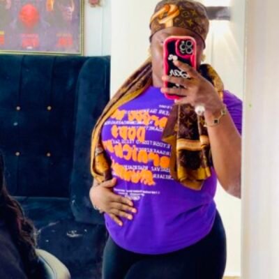 Profile picture of Curvy Queen